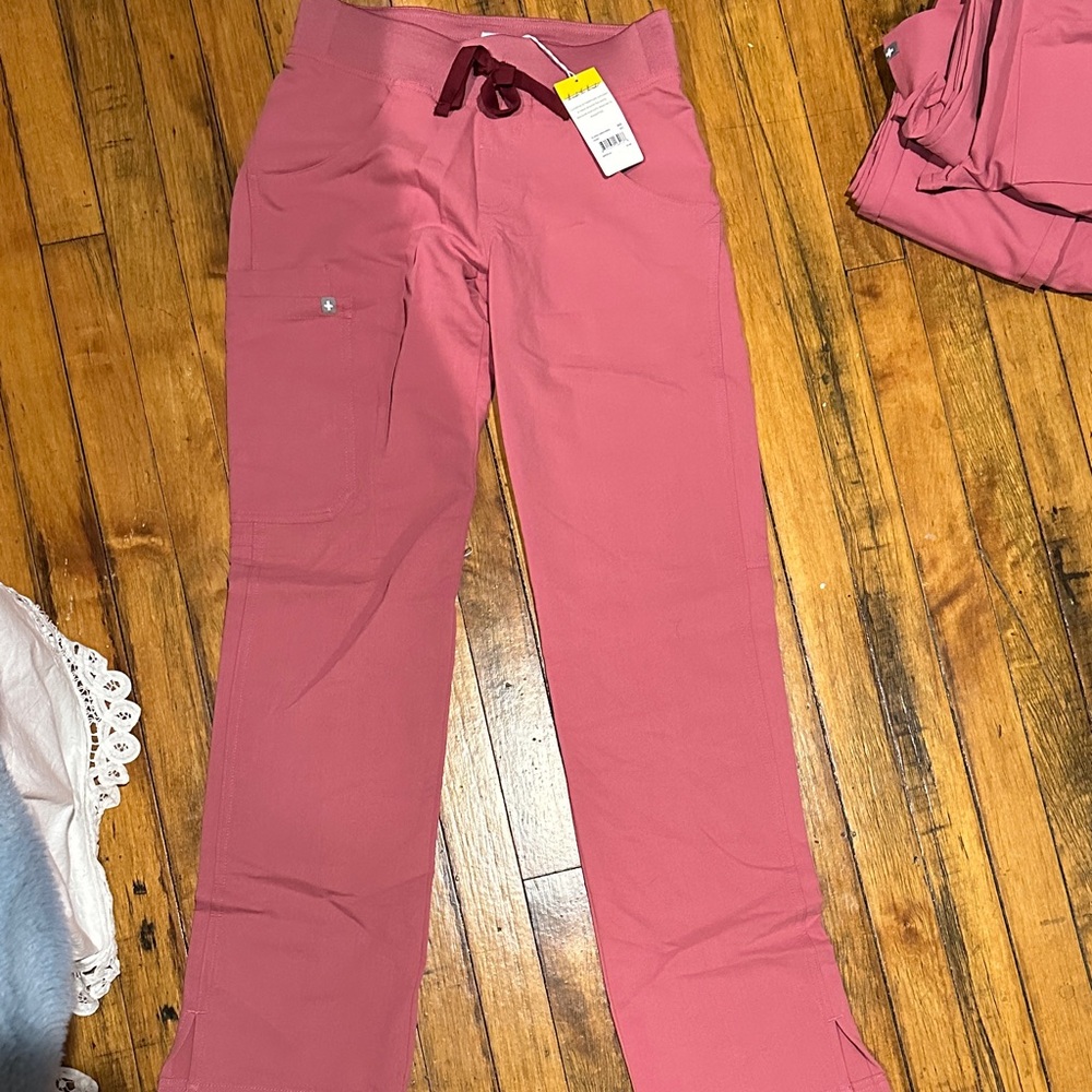 FIGS XXS limited Quarts Kade Cargo pants